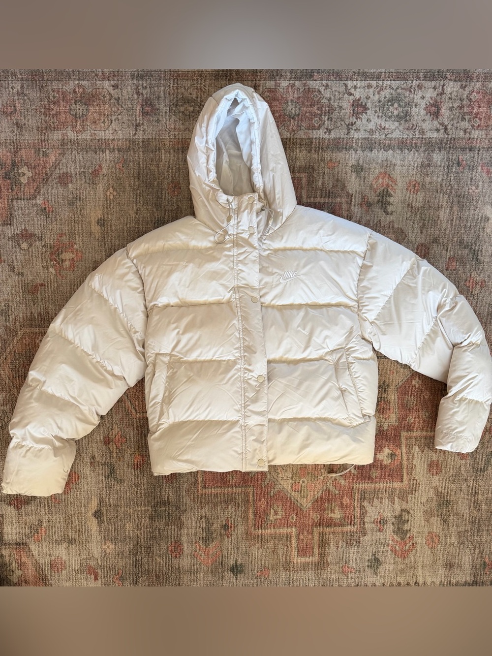 Nike Kids White Hooded Cropped Puffer Jacket